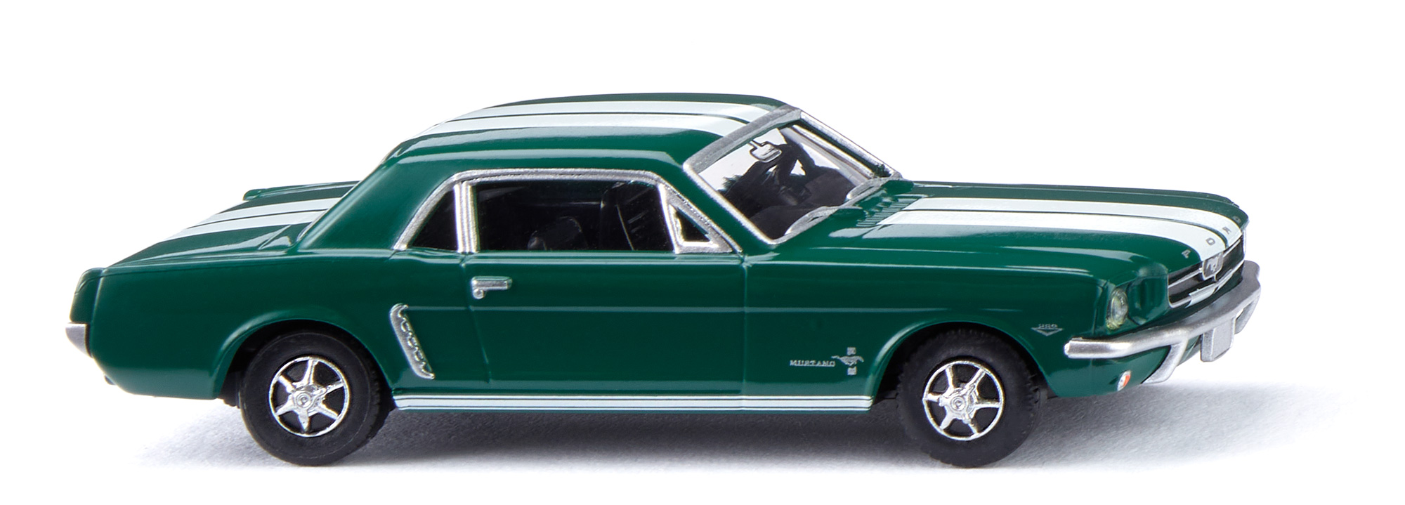 020504 Ford Mustang Coupé moosgrün