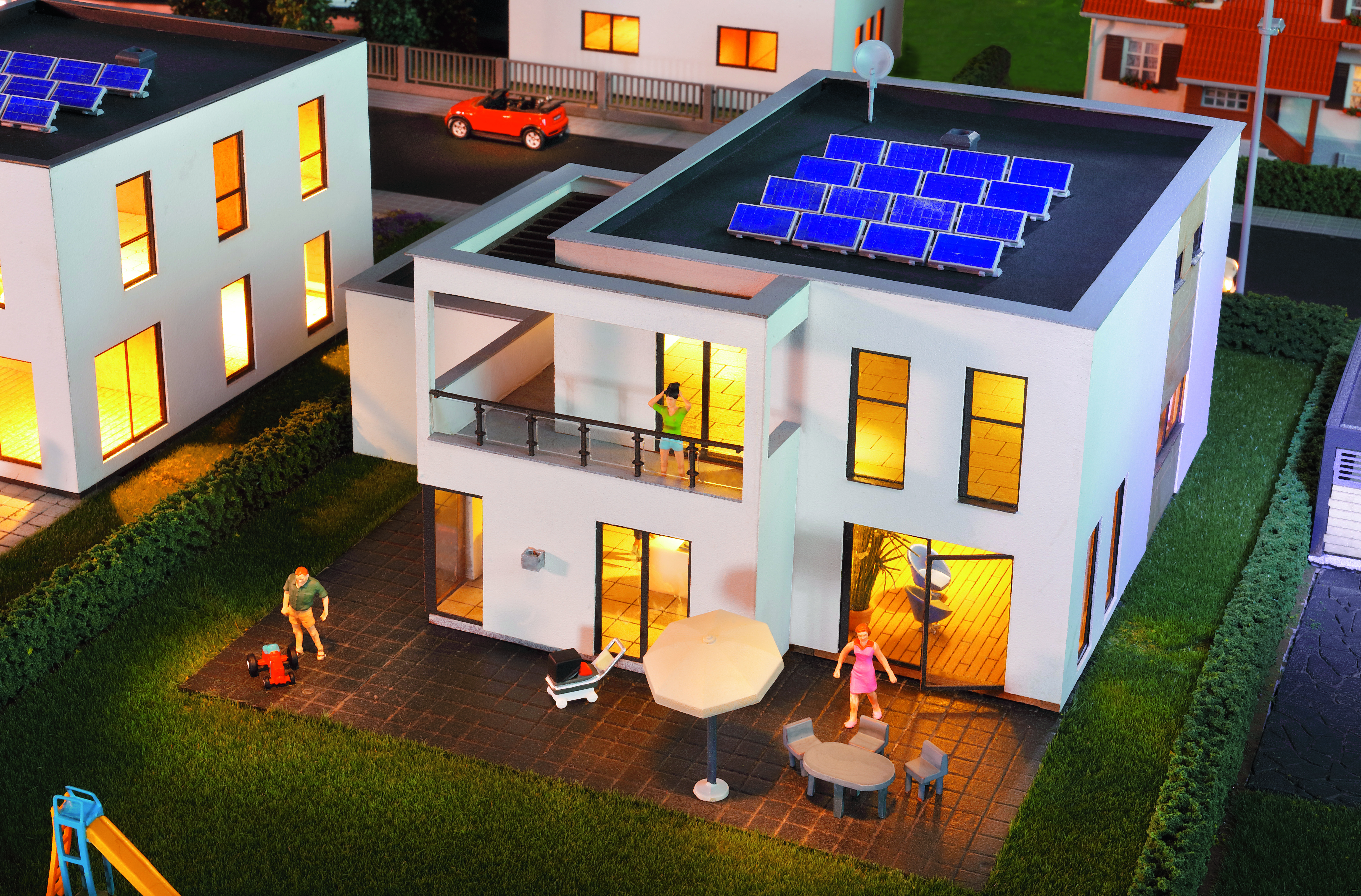 38338 H0 Kubushaus Anna mit Balkon