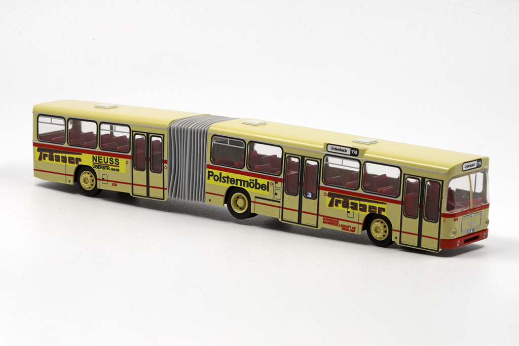 Rietze 75103-2 MAN SG192 Rheinbahn/Trösser Polstermöbel