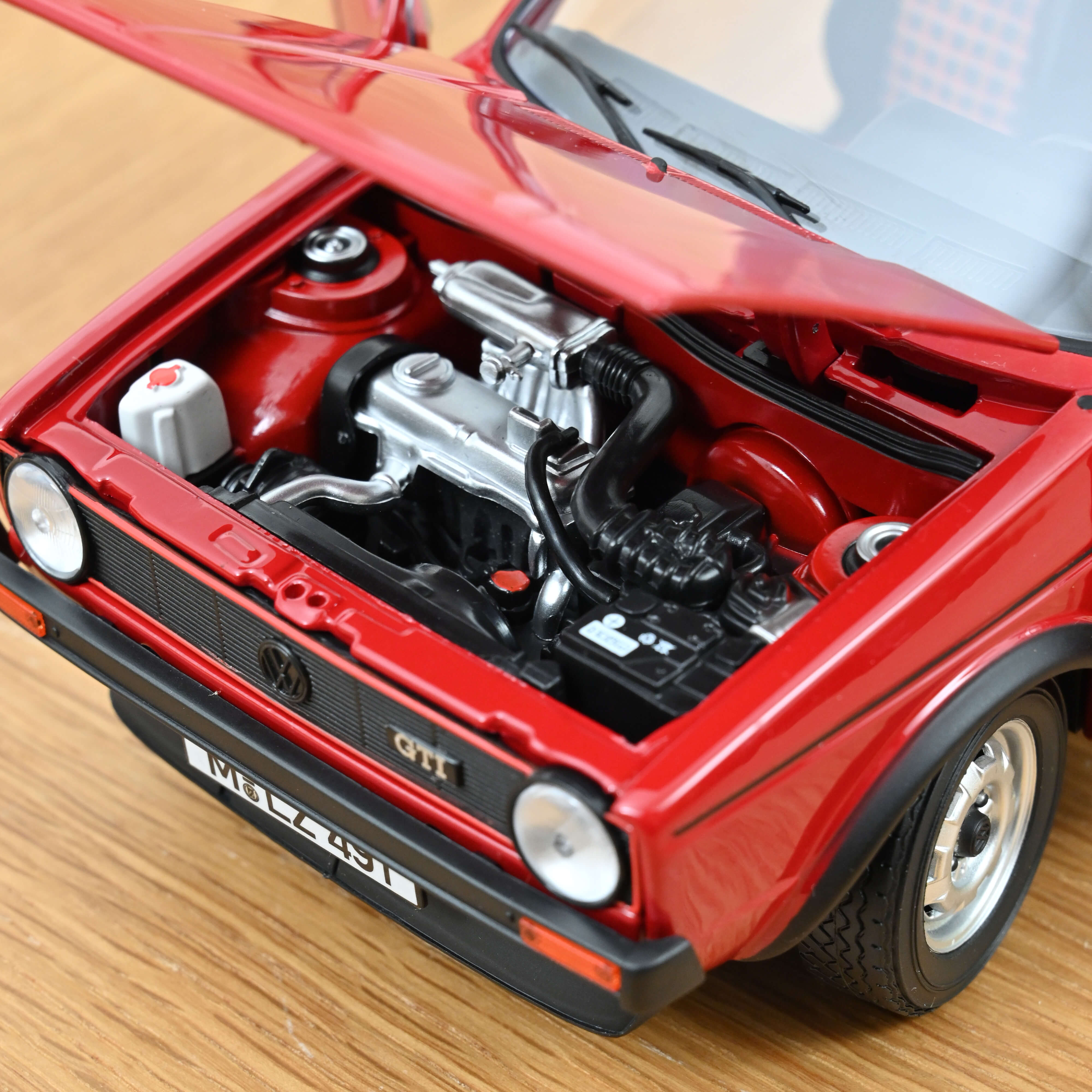 Norev 188472 VW Golf GTI rot 1976