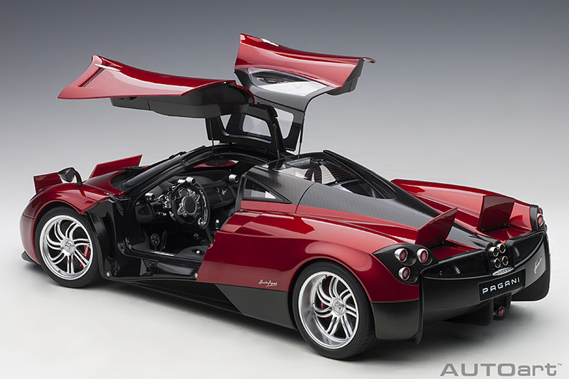 12234 Pagani Huayara rotmetallic 2011