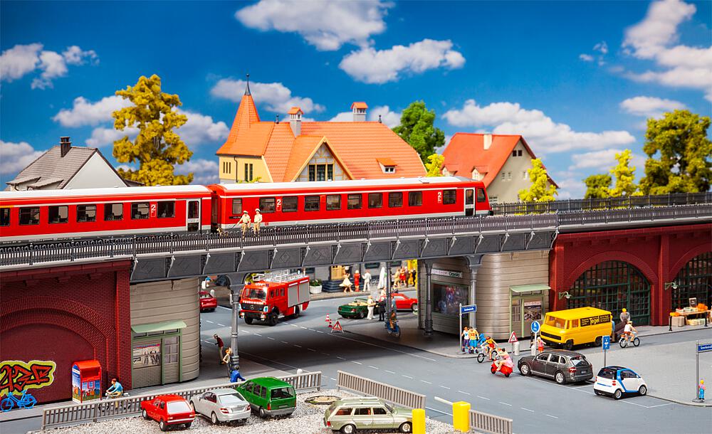 120581 S-Bahn-Stadtbrücke