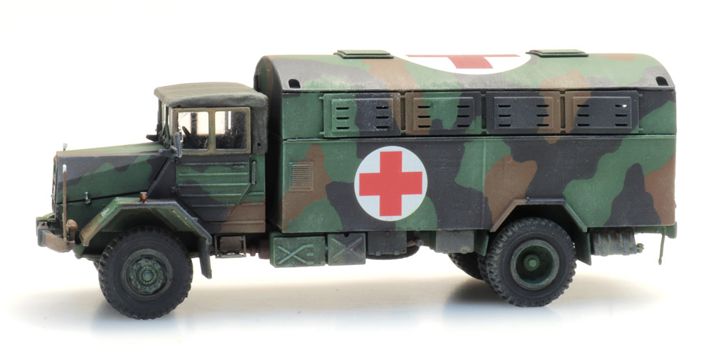 6870419 BRD MAN 630 L2 A Großraum-Krankenkraftw