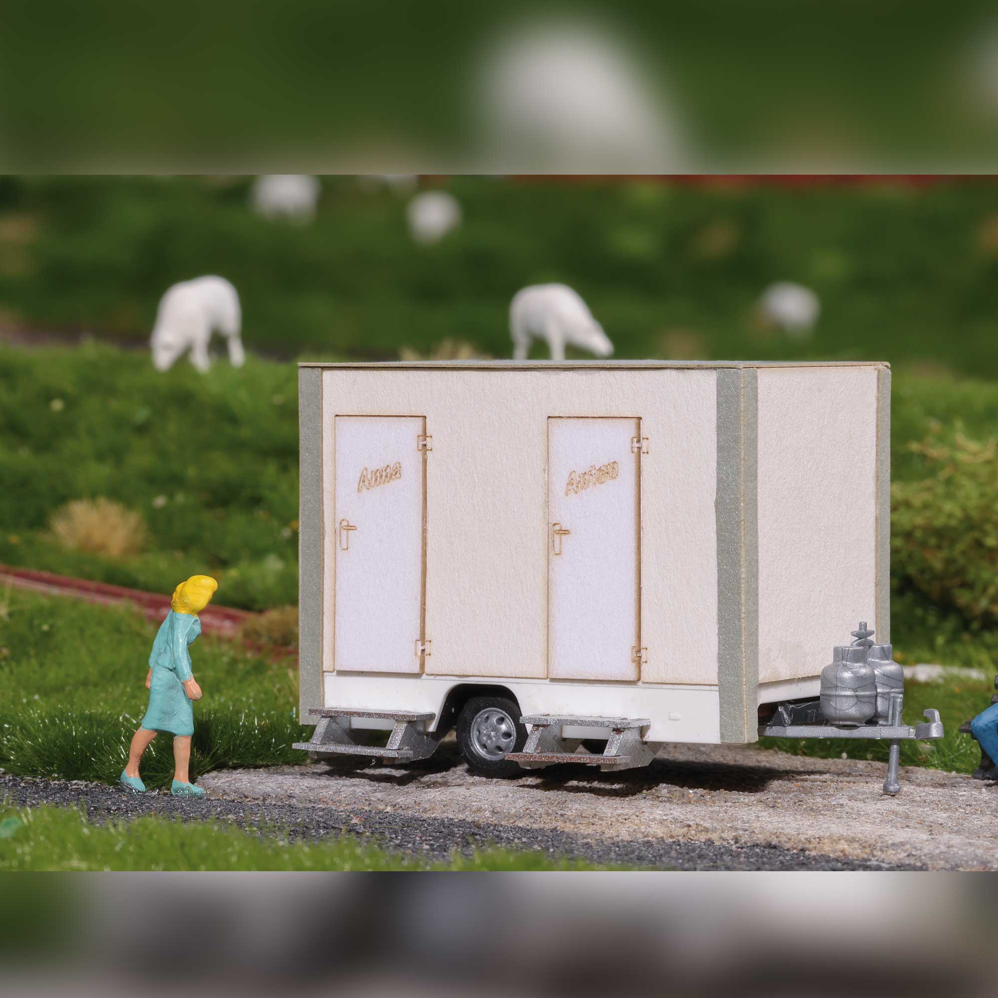 44946 Hallig-Toilettenwagen
