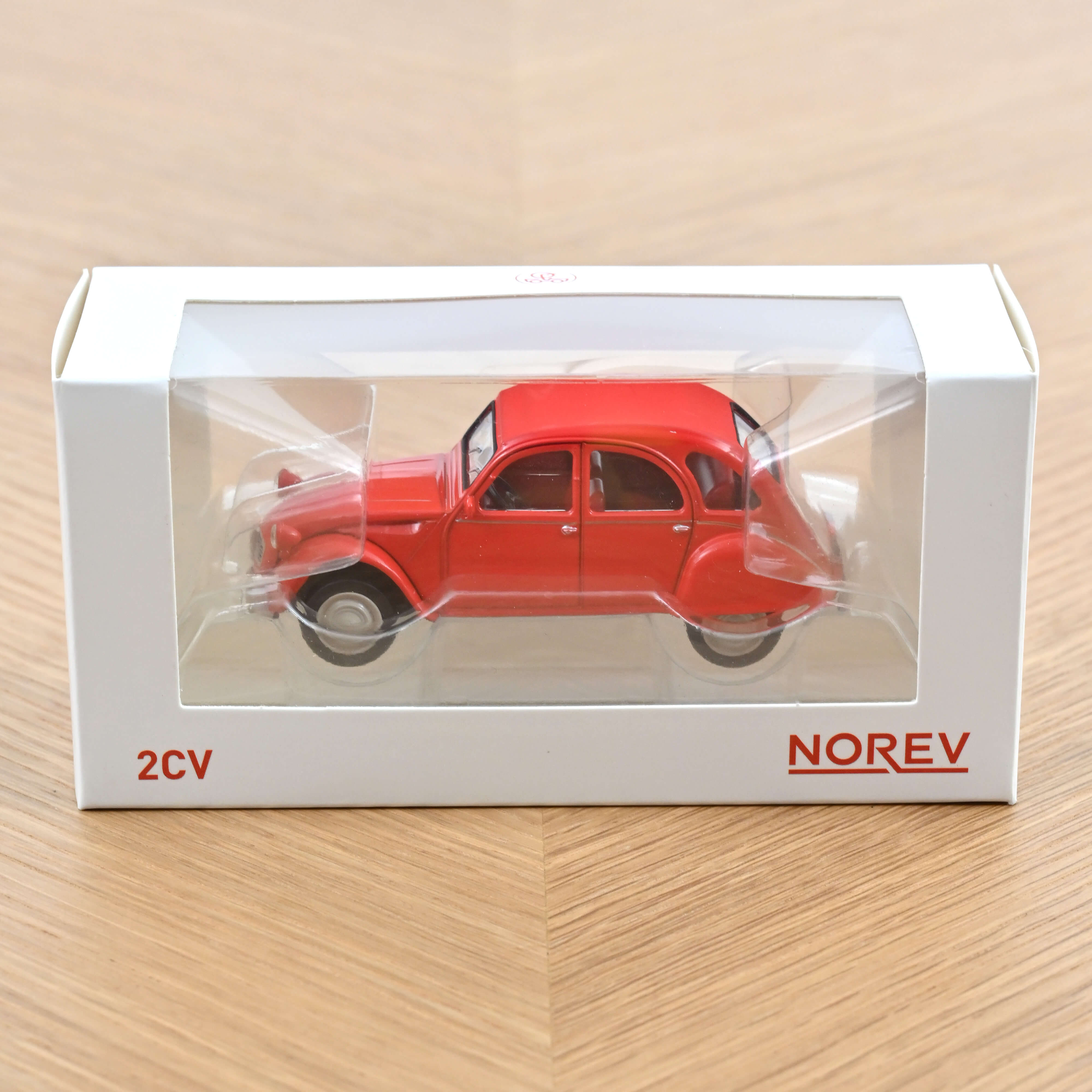 150515 JetCar: Citroen 2CV rot (1978)