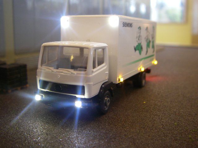 50032 LED Beleuchtungsset LKW Standmodelle /