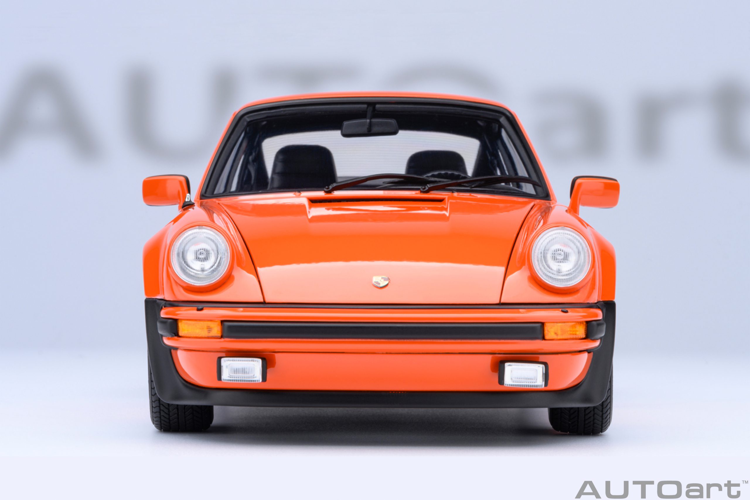 AUTOart 78112 Porsche 911 (930) Turbo 3.0 Orange