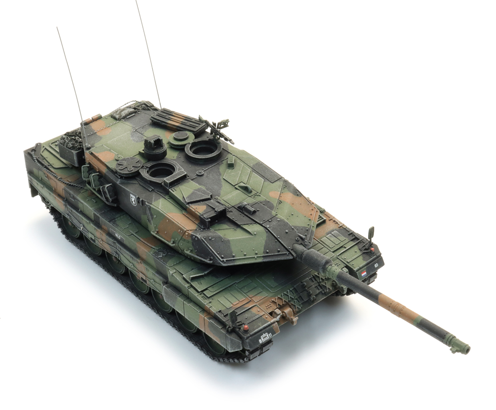 6870680 NL Leopard 2A6