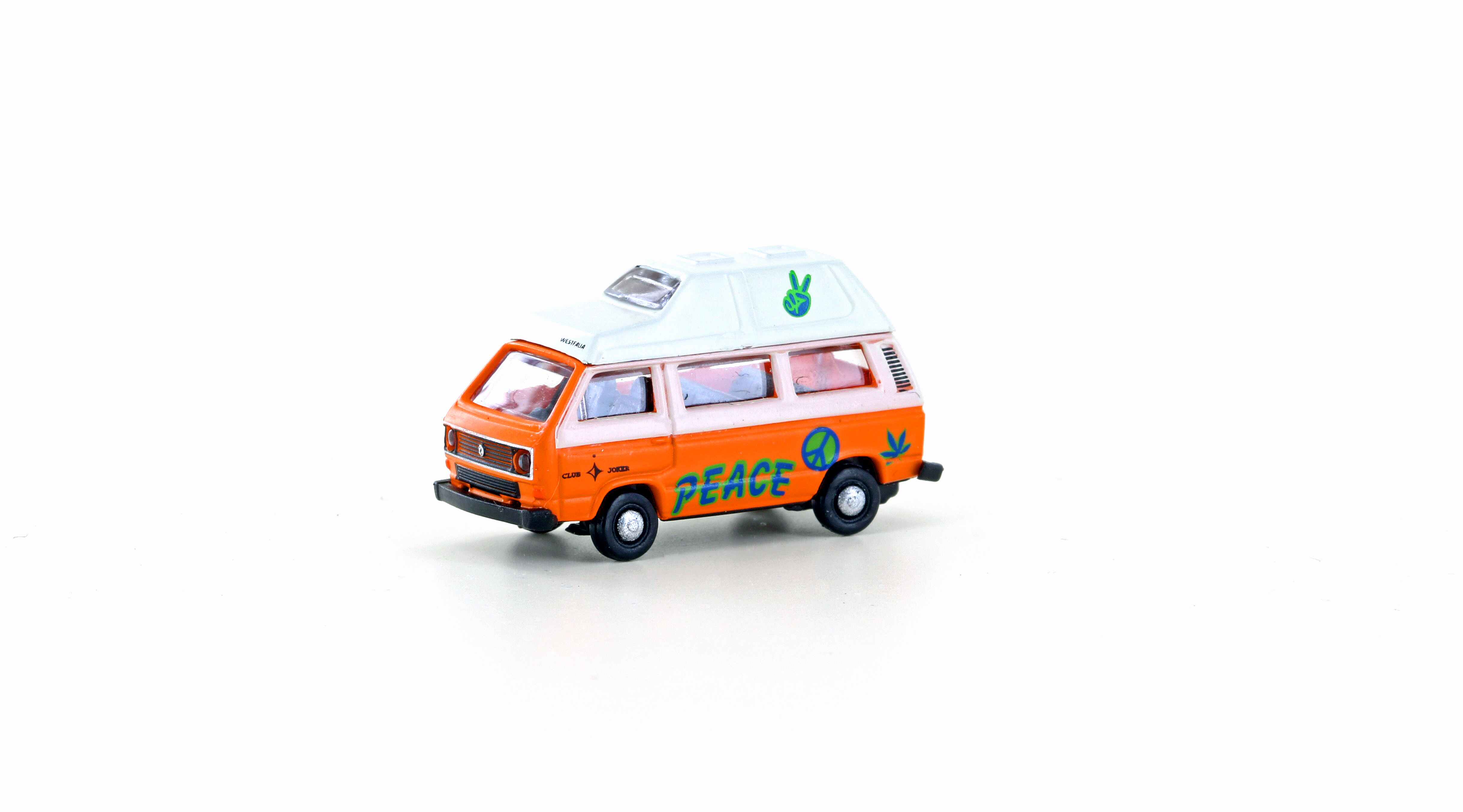 4351 VW T3 Westfalia Camper Graffiti