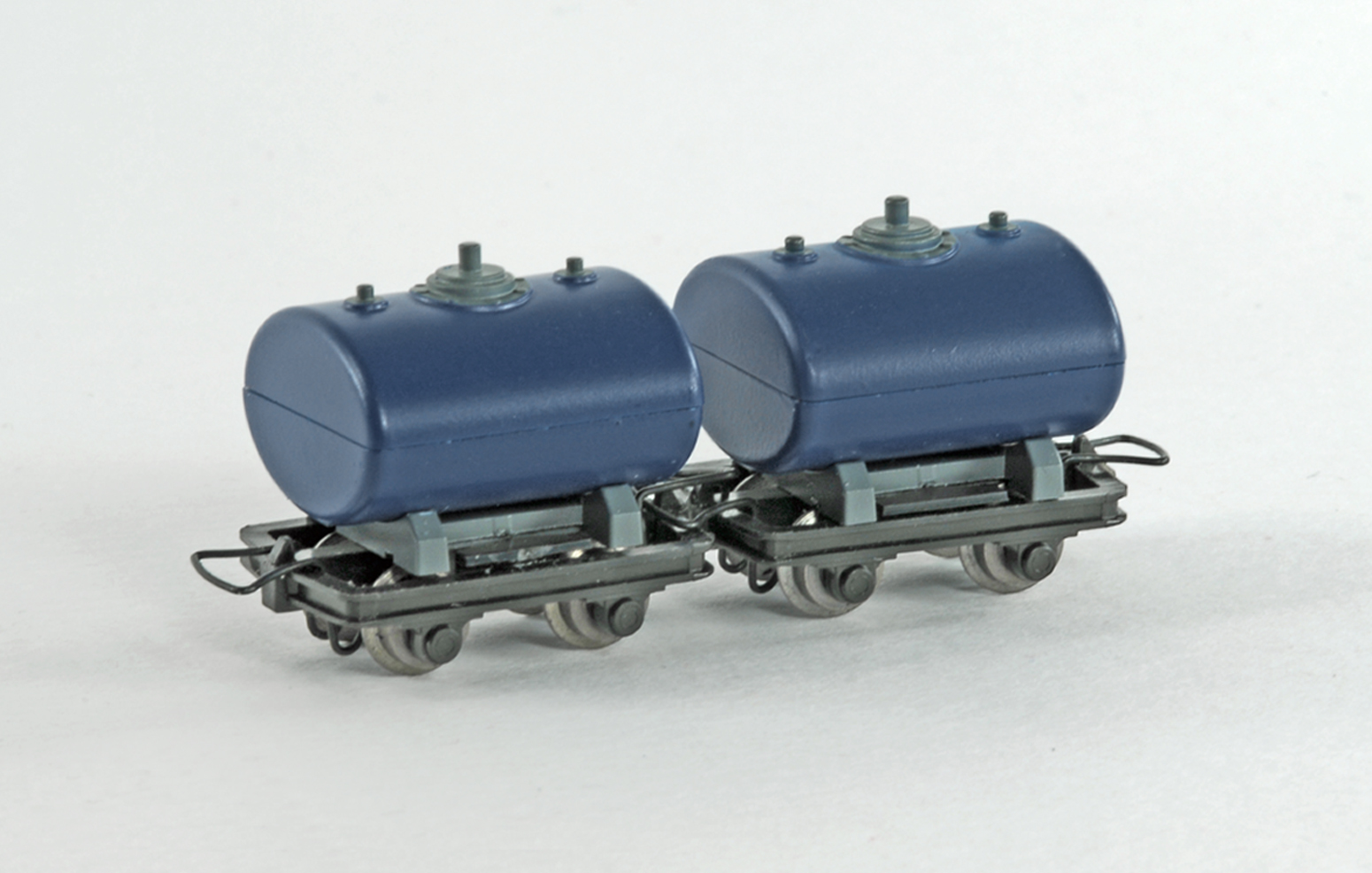 Minitrains 5111 Tankwagen-Set 2-tlg