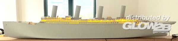 753719 RMS Titanic +LED Lights 03719