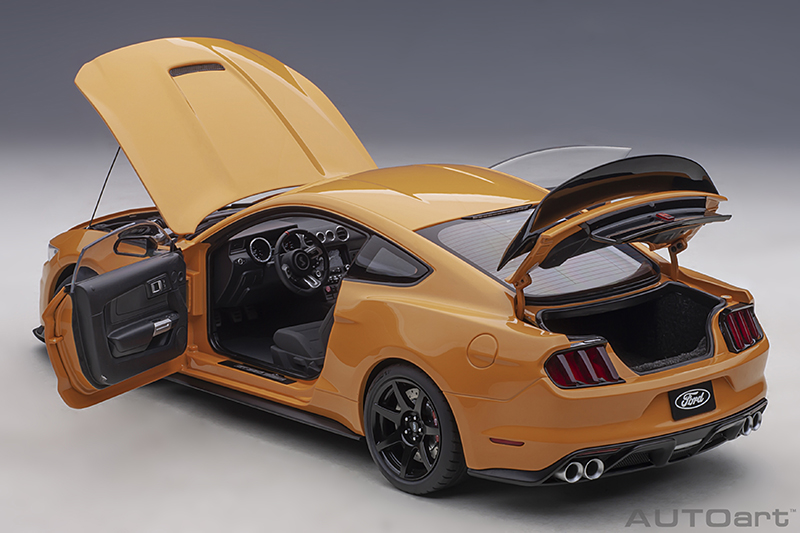 AUTOart 72929 Ford Shelby GT-350R 2017 orange