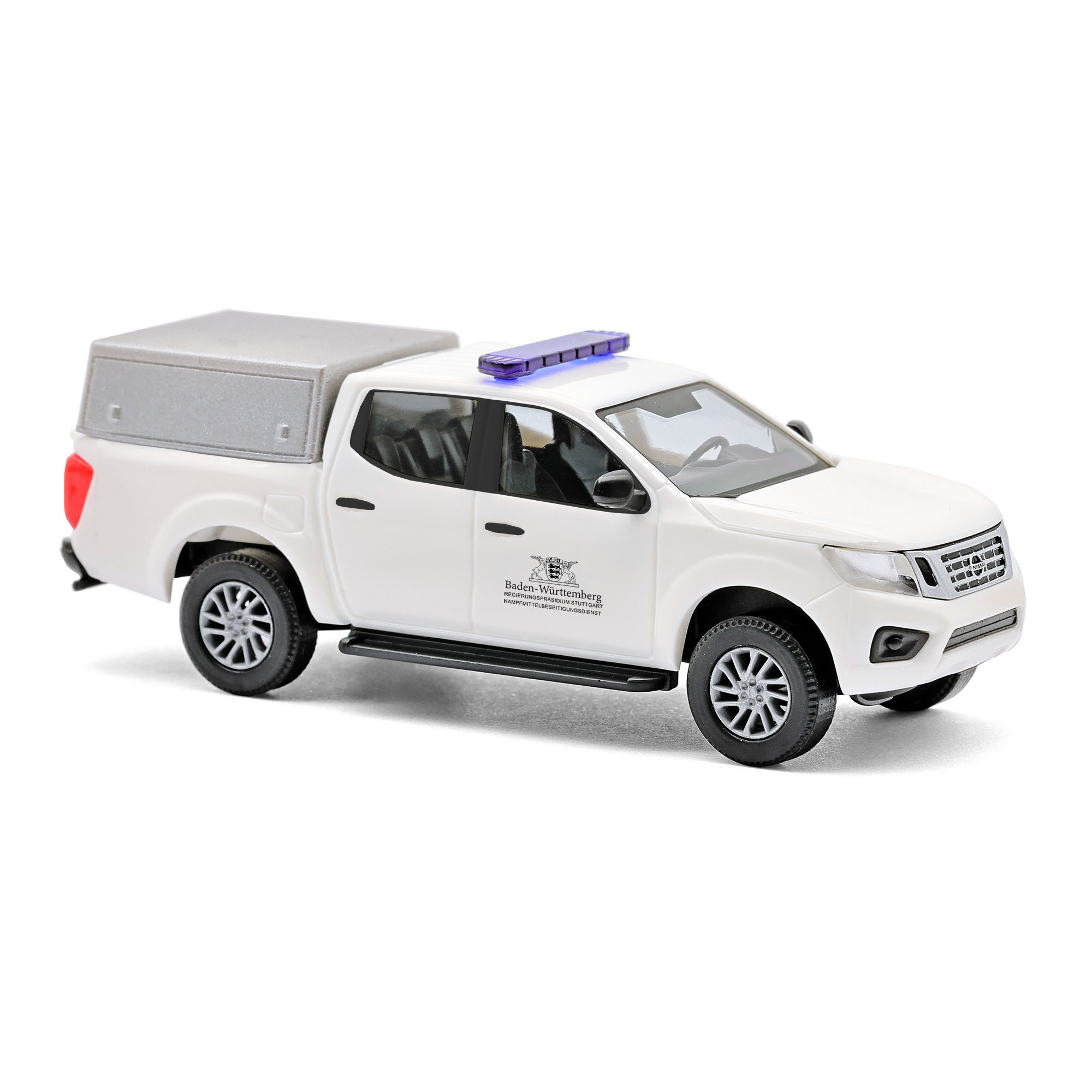 53737 Nissan Navara (D231) HT Kampfmittelbesei