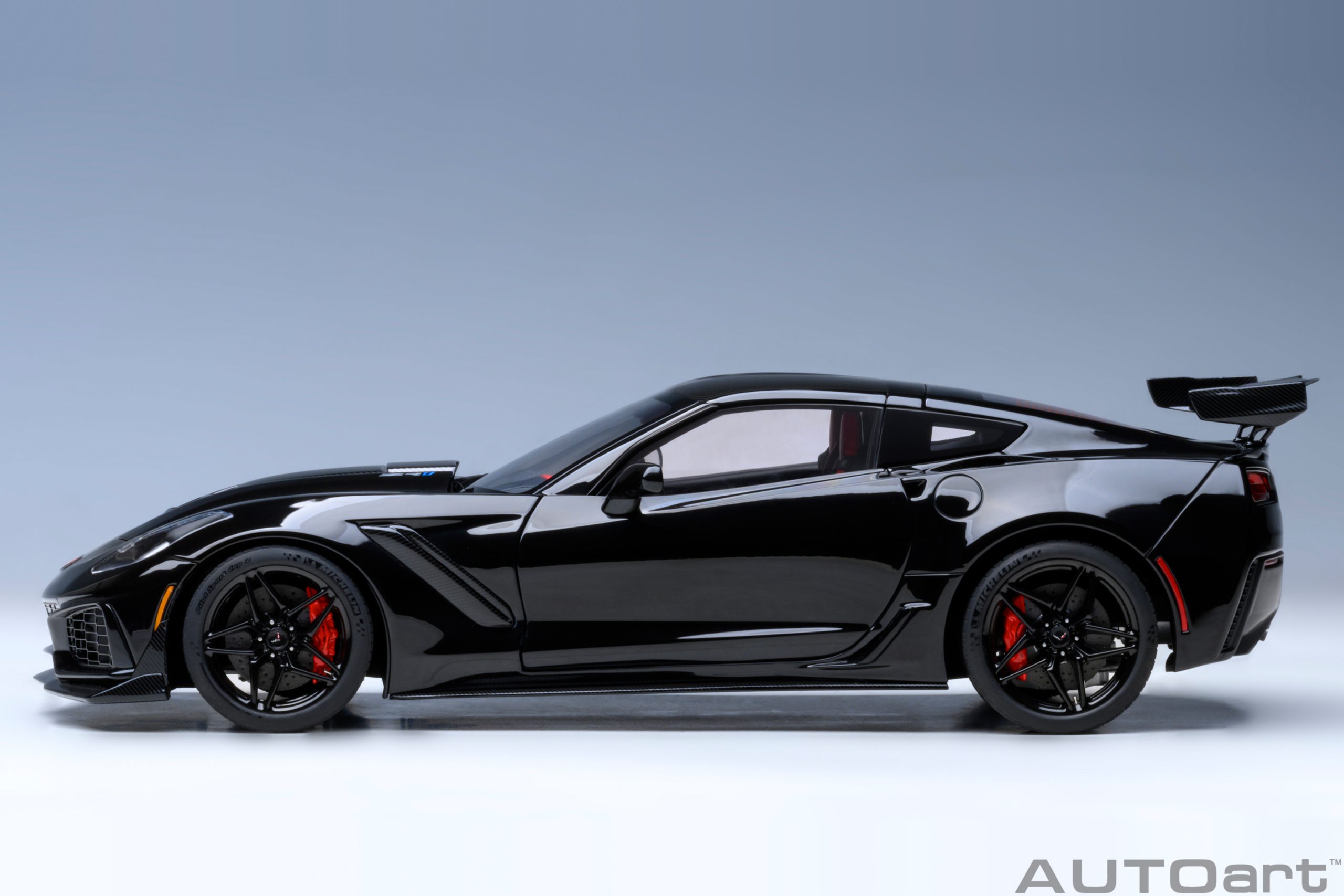 AUTOart 71276 Chevrolet Corvette C7 ZR1 2019 schwarz