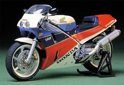 14057 Honda VFR 750R 1987