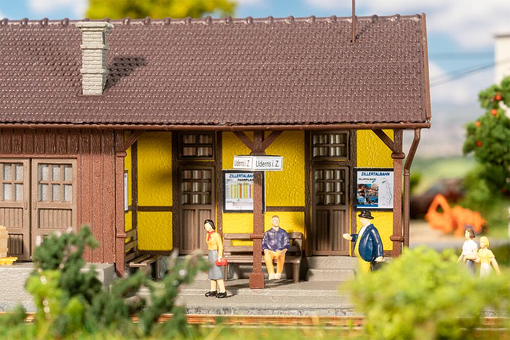 110137 Bahnhof Uderns