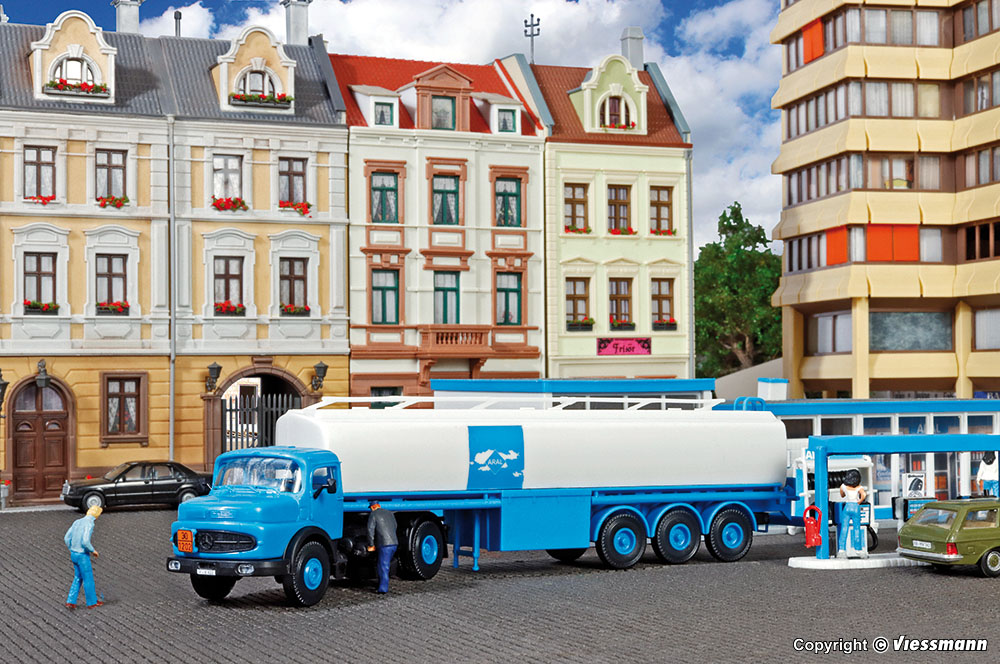 14610 MB Rundhauber mit ARAL Tankwagen