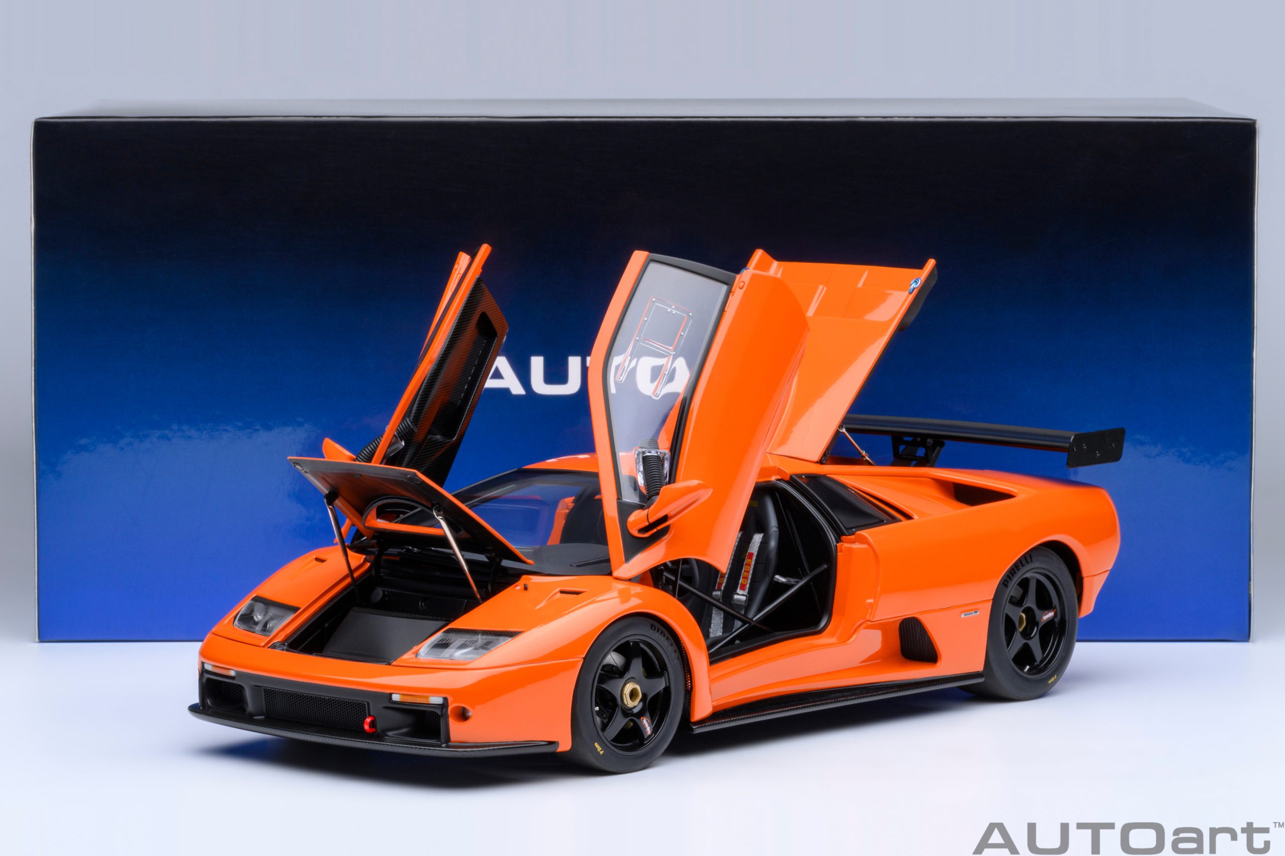 AUTOart 79139 Lamborghini Diablo GT-R 1 arancio ishtar