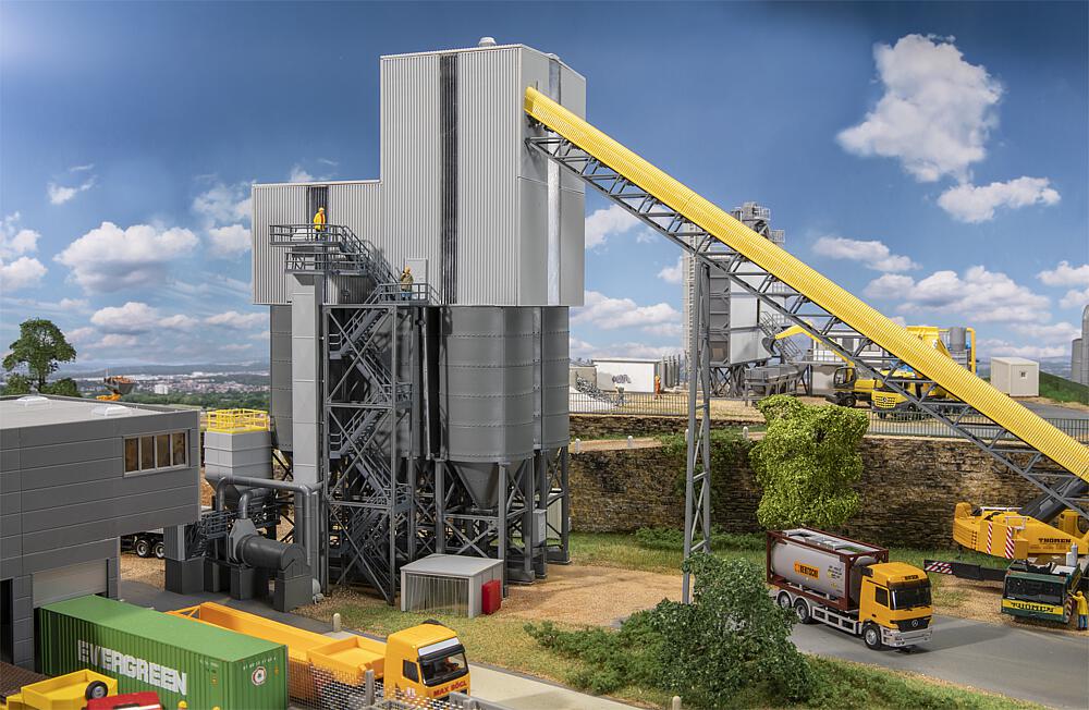130164 Modernes Schotterwerk