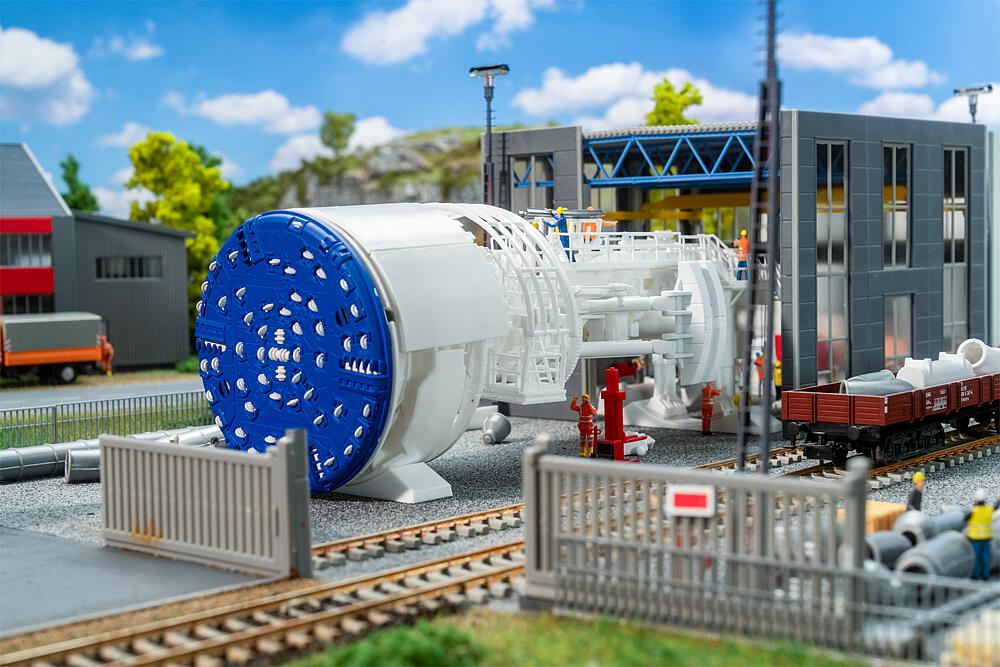 130897 Tunnelbohrmaschine im Bau