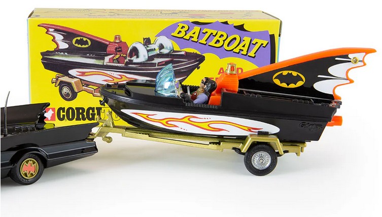 Corgi CD54321062 (No.107) Batboat & Trailer