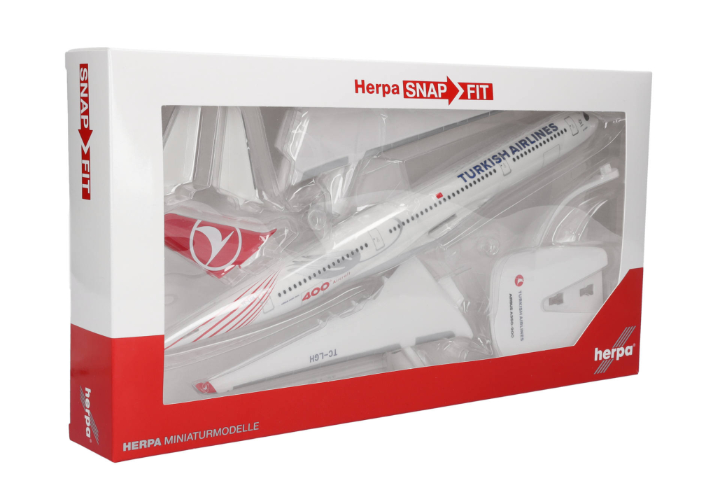 Herpa 614689 SnapFit: Airbus A350-900 Turkish