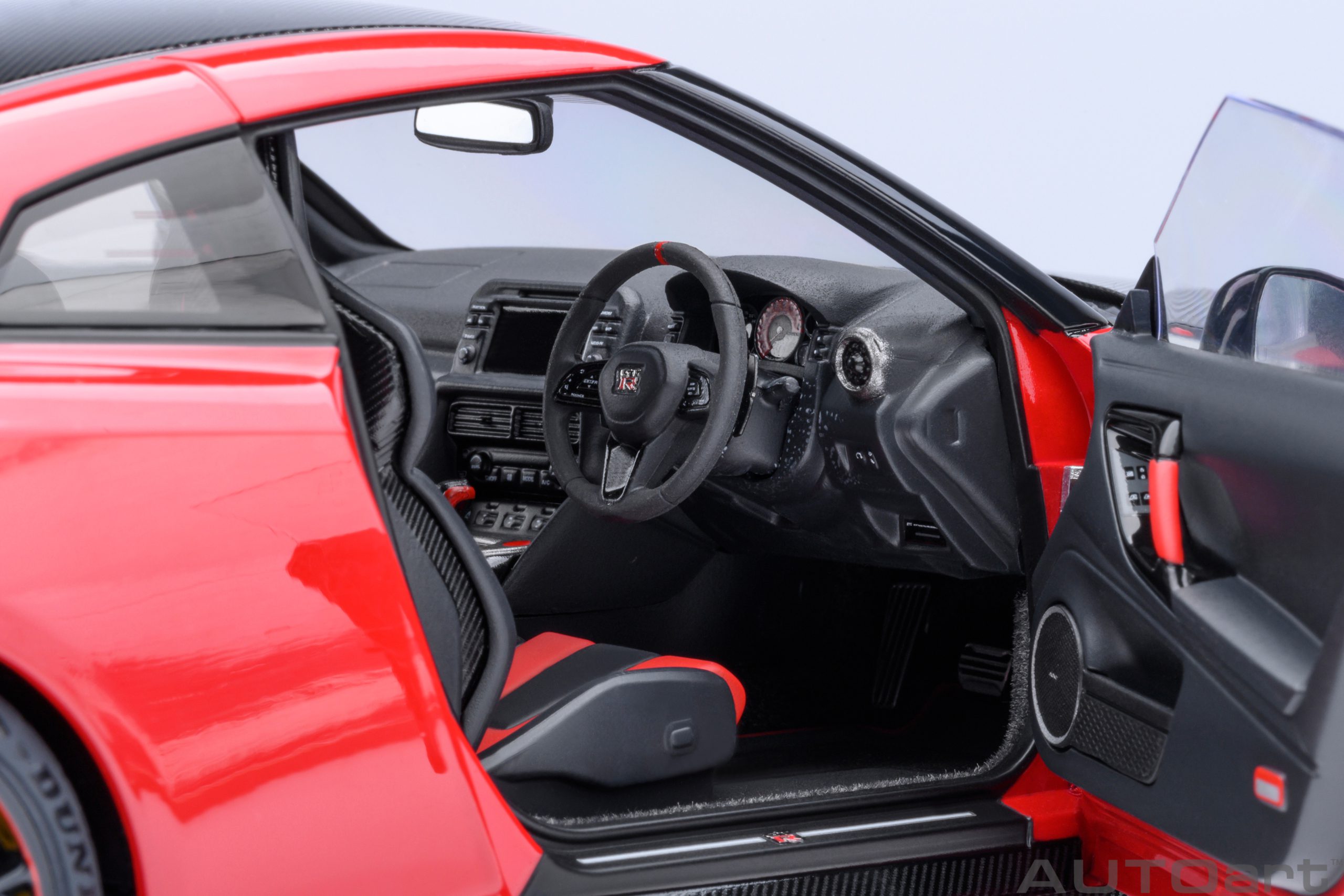 AUTOart 77502 Nissan GT-R (R35) NISMO 2020 rot