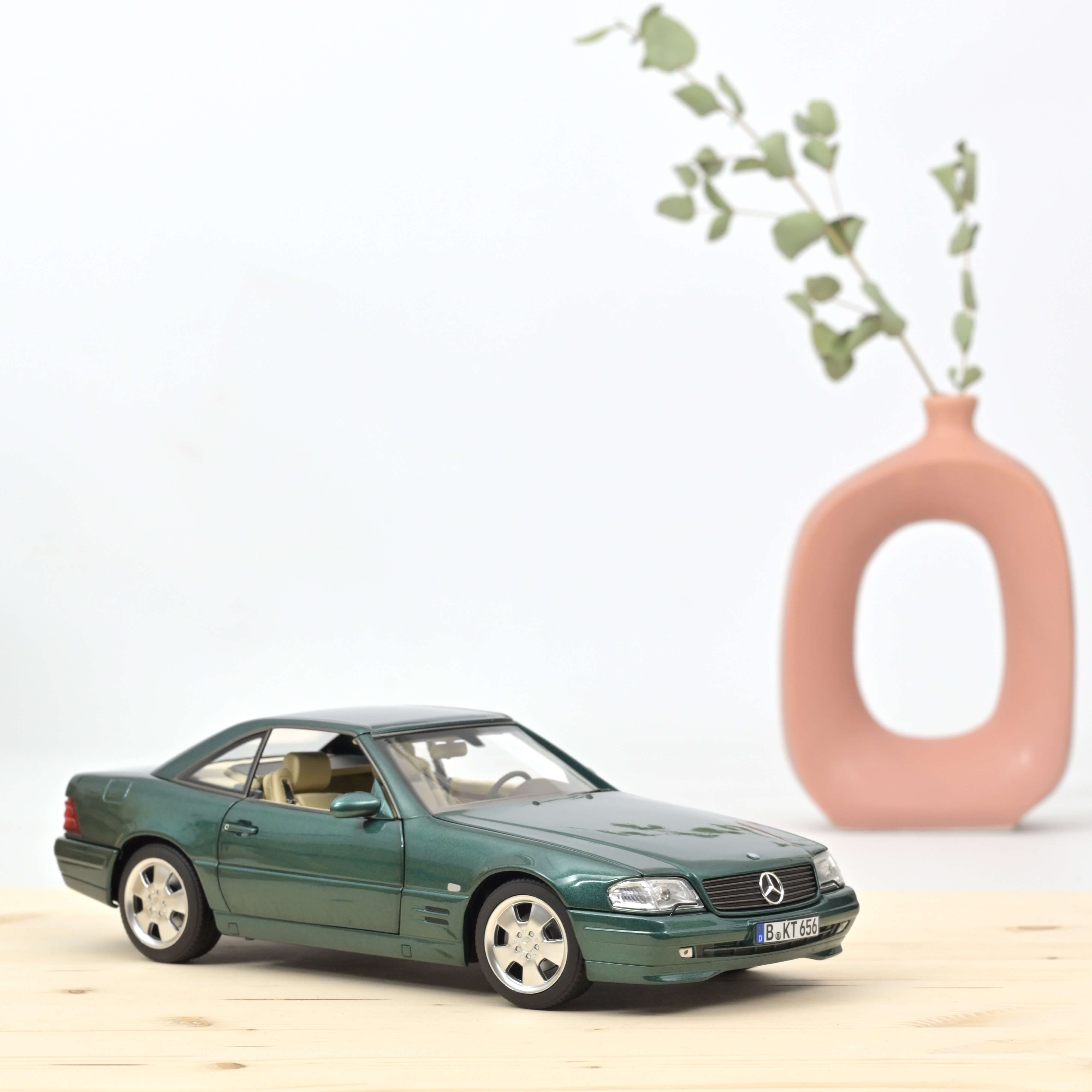 183753 MB SL500 Roadster grün-met. 1999