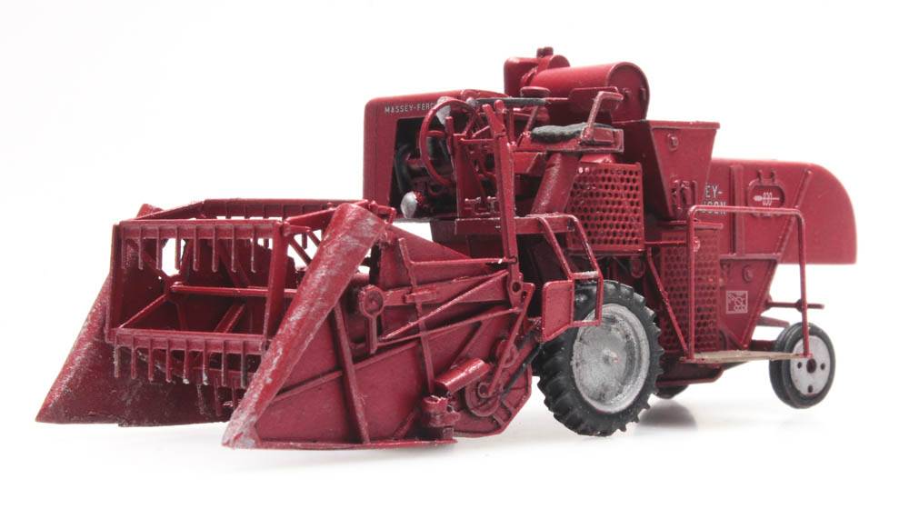 10.356 MF830 Combine