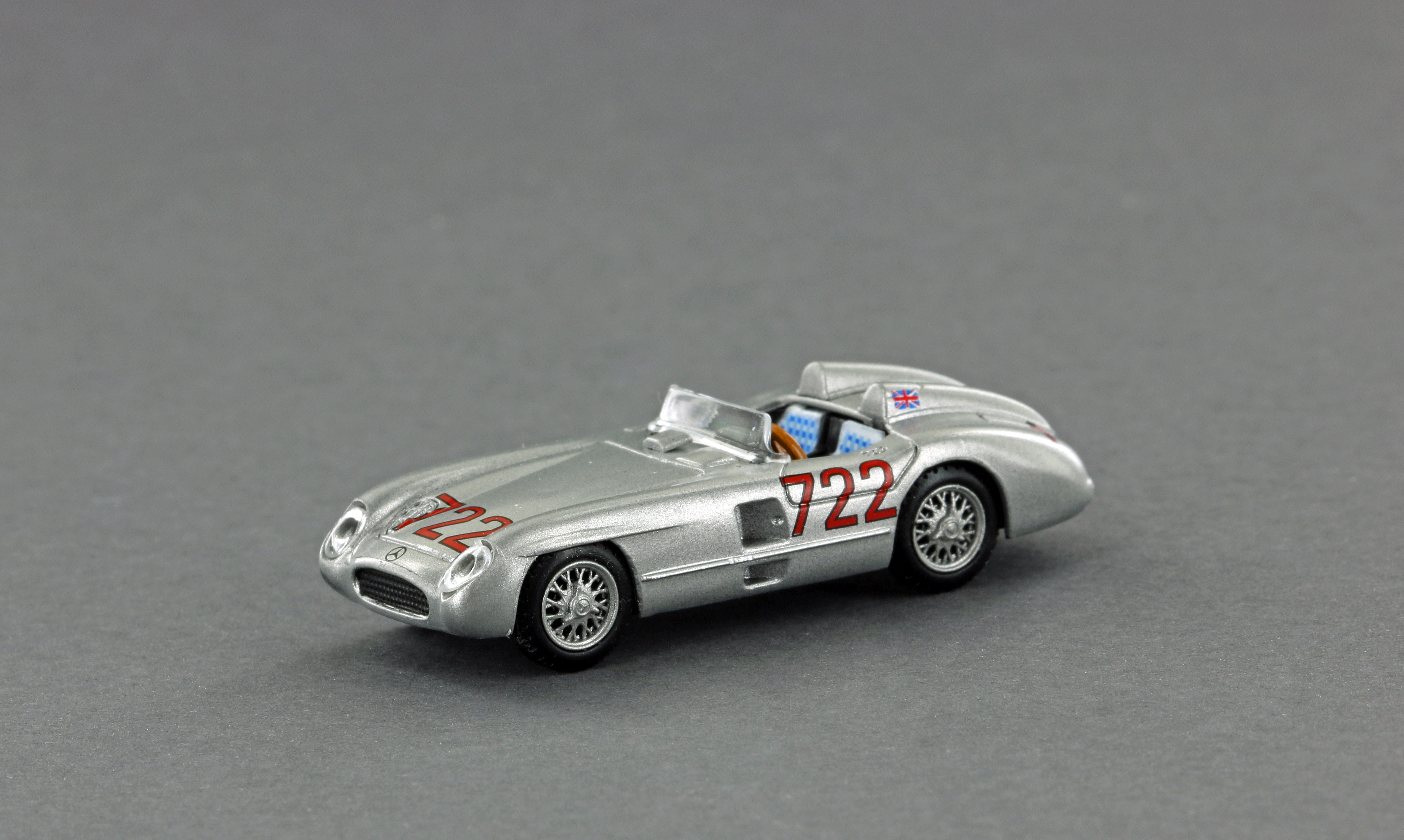 LE87302 MB 300 SLR Roadster