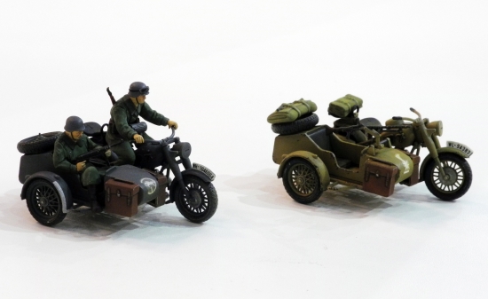 32578 Dt. Motorrad mit Beiwagen