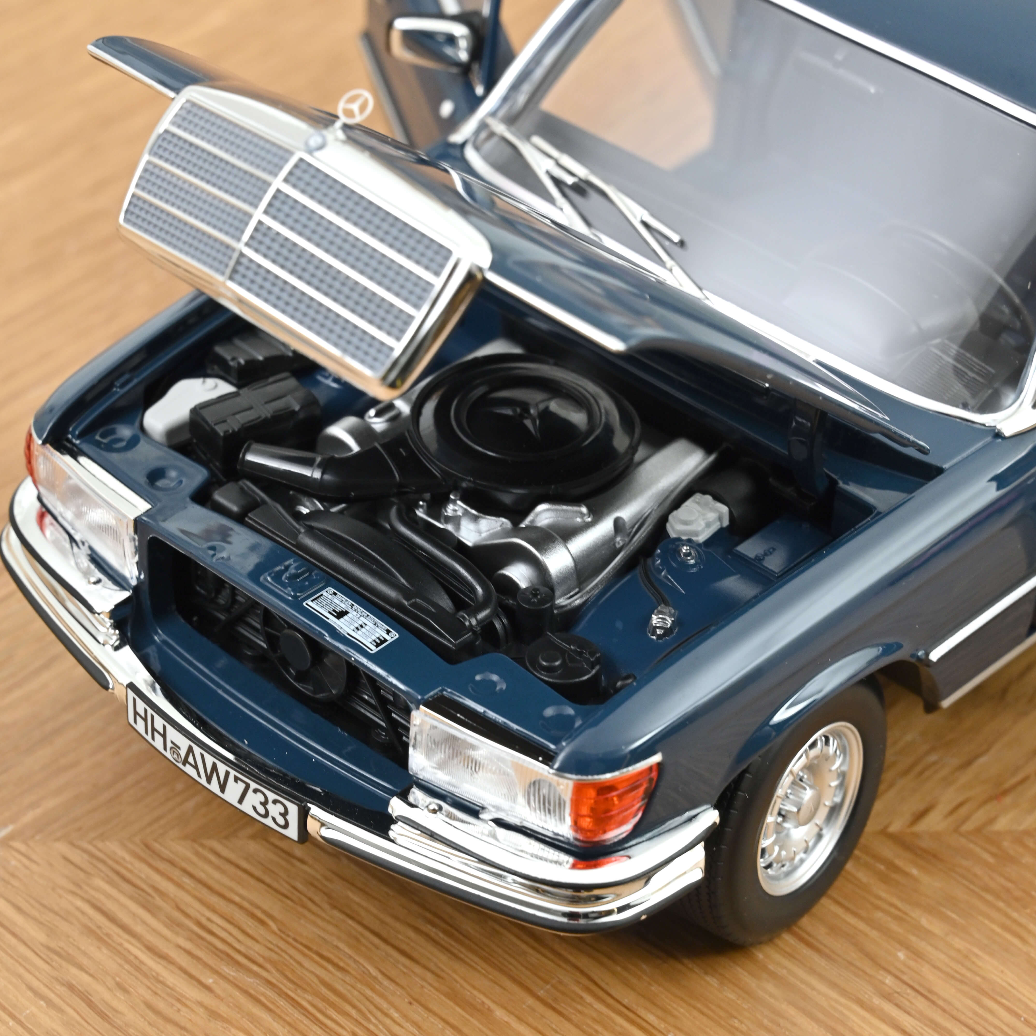 Norev 183976 MB 350 SEL Lim. hansa blau (1979)
