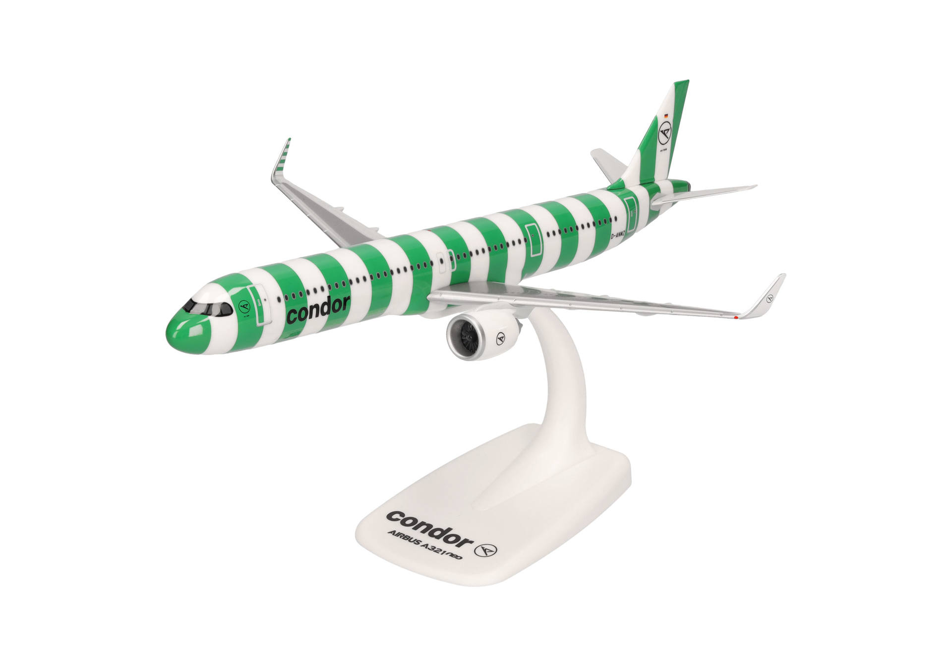 614726 SnapFit: Airbus A321neo Condor/Island