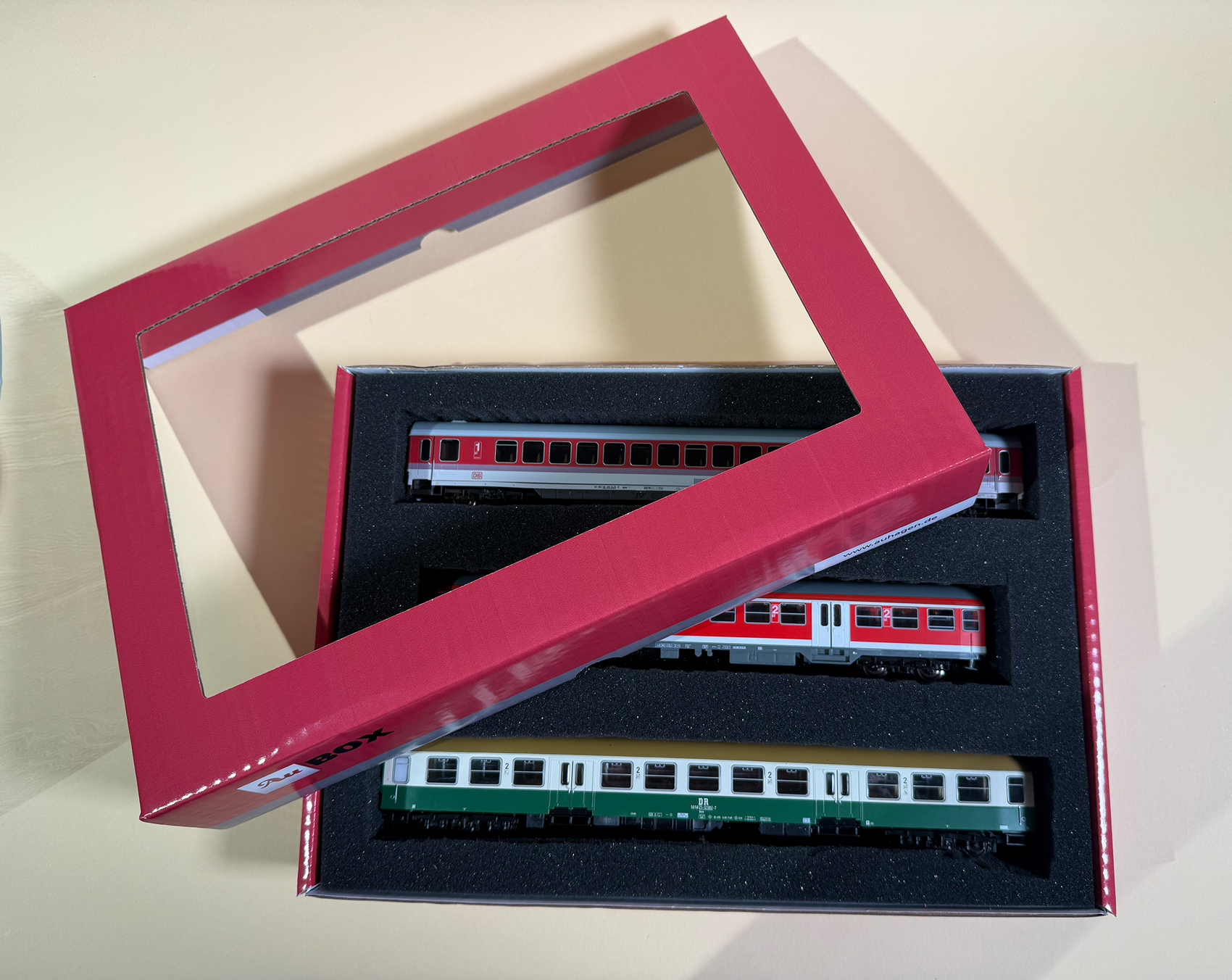 99306 Au-BOX 335 x 235 x 55 mm