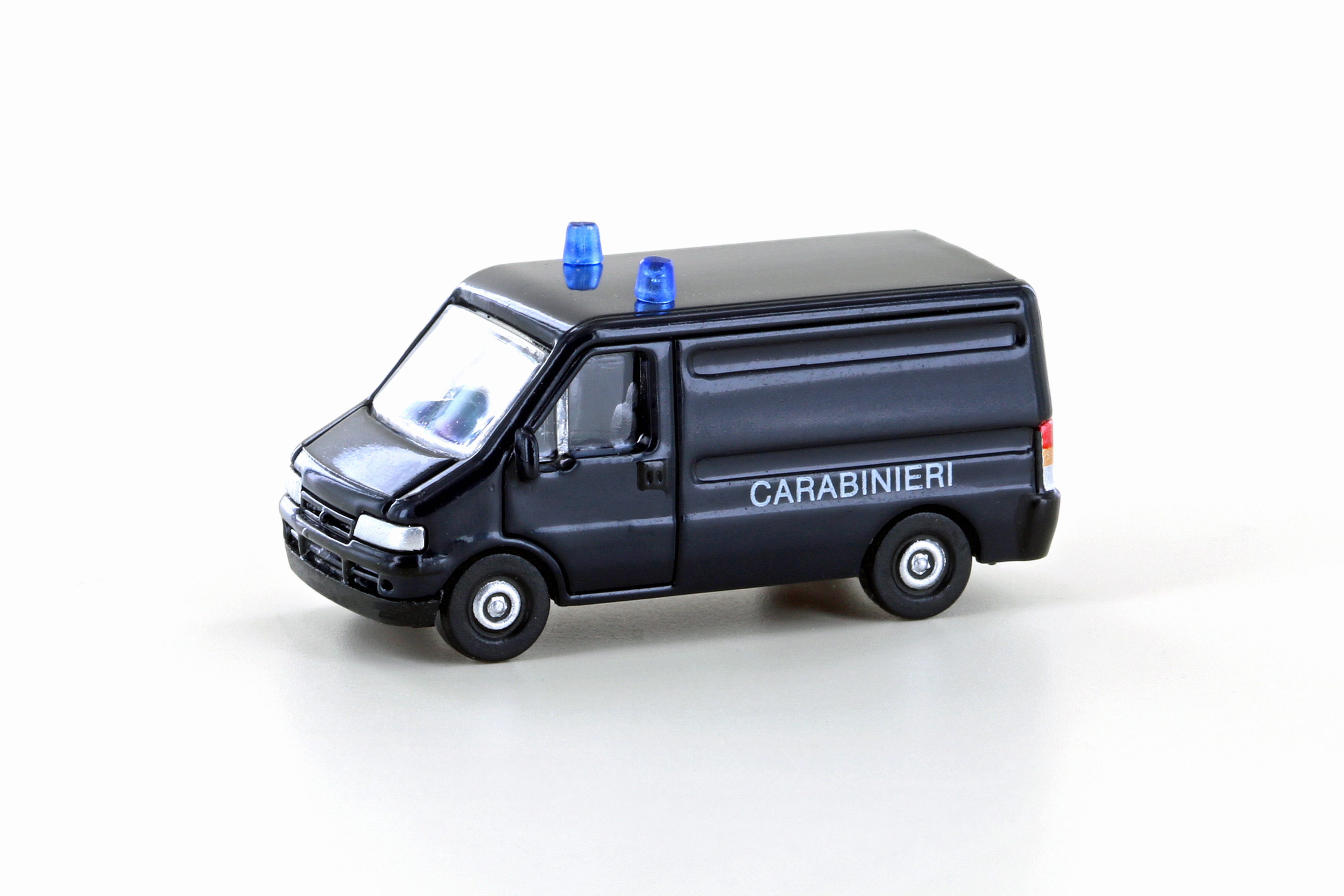61212 Fiat Ducato II Transporter, Carabinieri