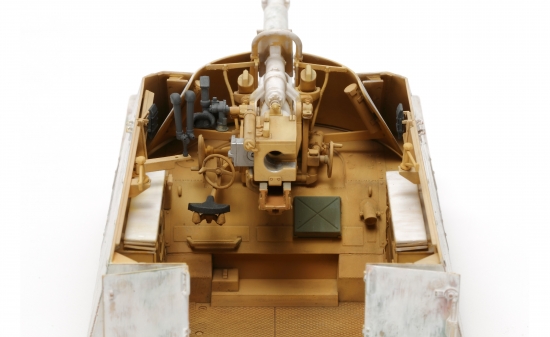Tamiya 35335 Panzerjäger Nashorn (Hornisse)