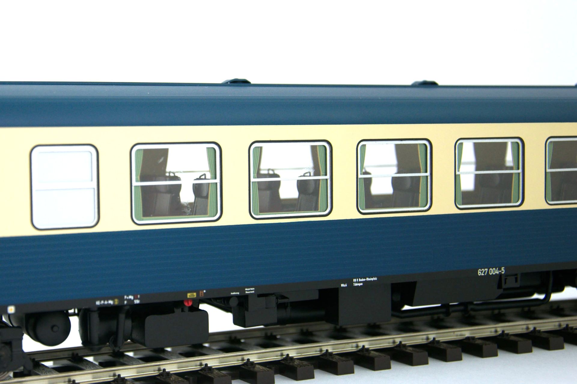 Lenz 50127-01 DB Triebwagen BR 627 002-9 Ep.4b