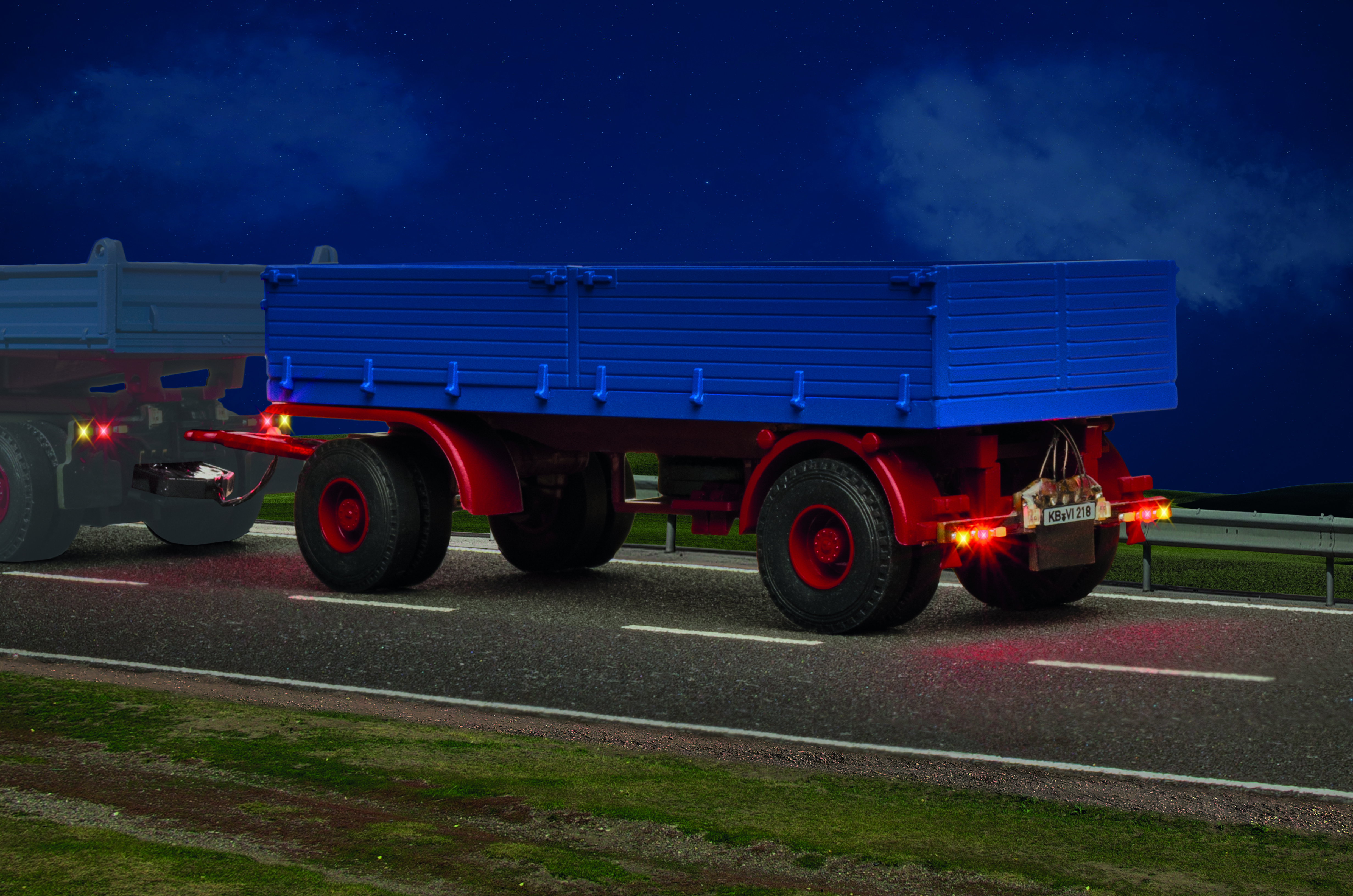 8218 CarMotion: 2a Kipp-Anhänger blau