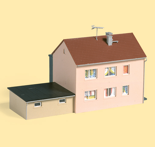 12236 Mehrfamilienhaus
