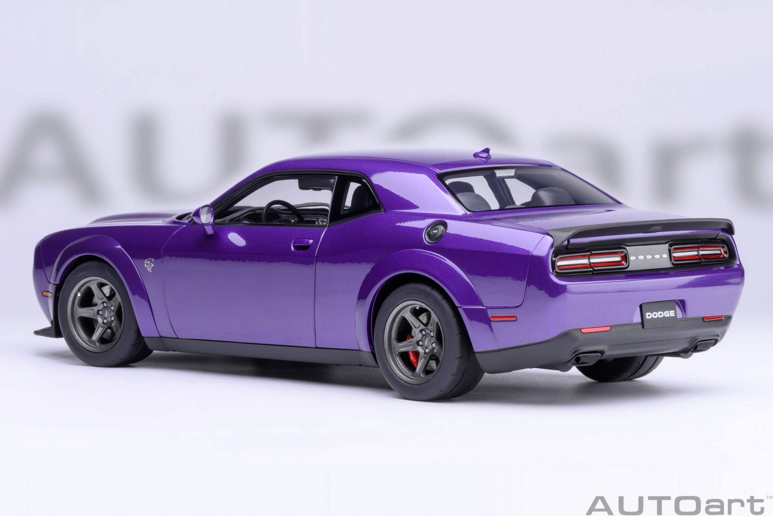 AUTOart 71768 Dodge Challange SRT Super Stock - purple