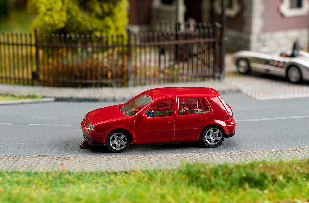 161437 VW Golf IV (HERPA)