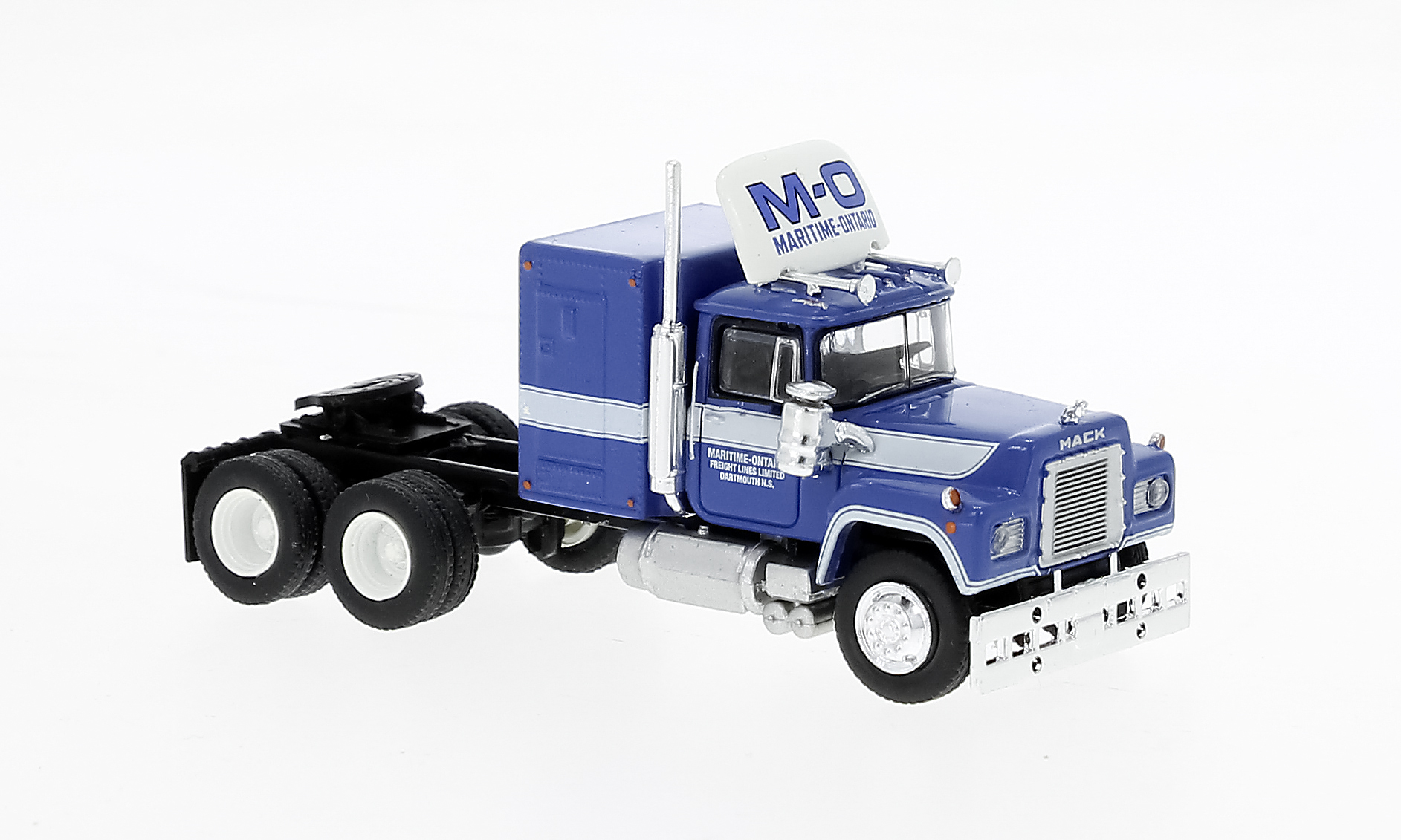 85807 Mack RS700 SZM Maritime Ontario Decor 1