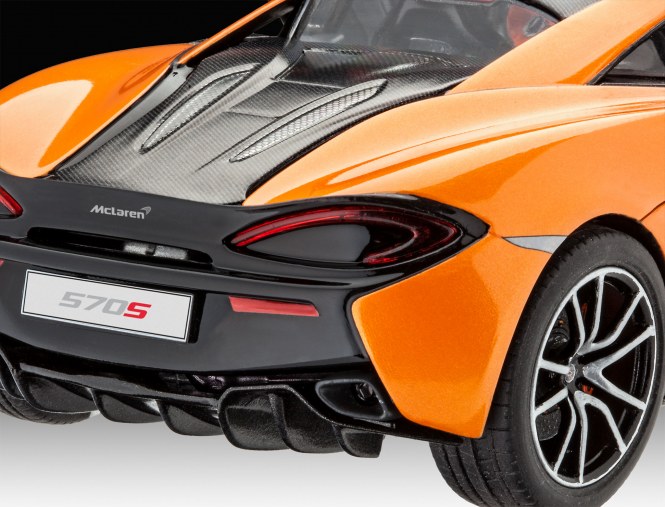 Revell 07051 McLaren 570S