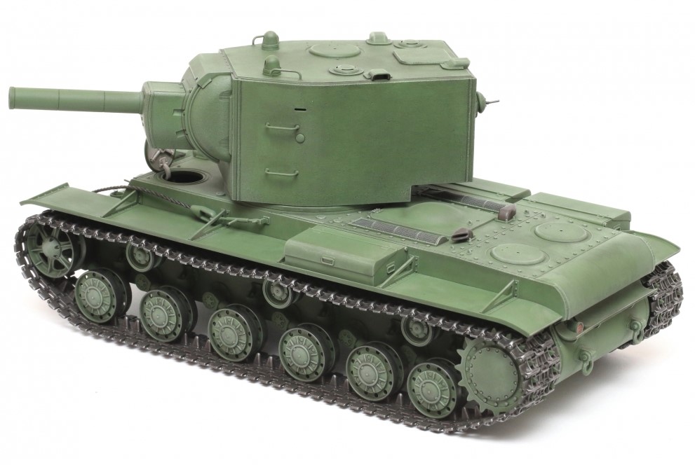 Tamiya 35375 Russian Heavy Tank KV-2