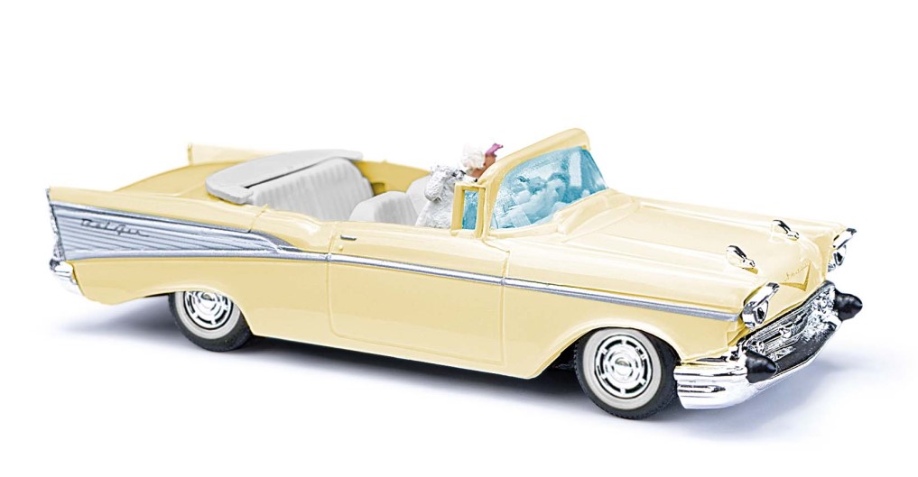 45060 Chevrolet Bel Air '57 Cabrio m. Figuren