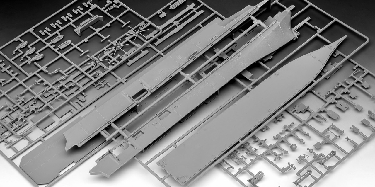 Revell 05178 Assault Carrier USS WASP CLASS