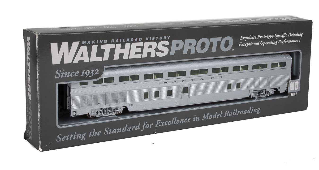 WalthersProto 9602 ATSF Personenwagen