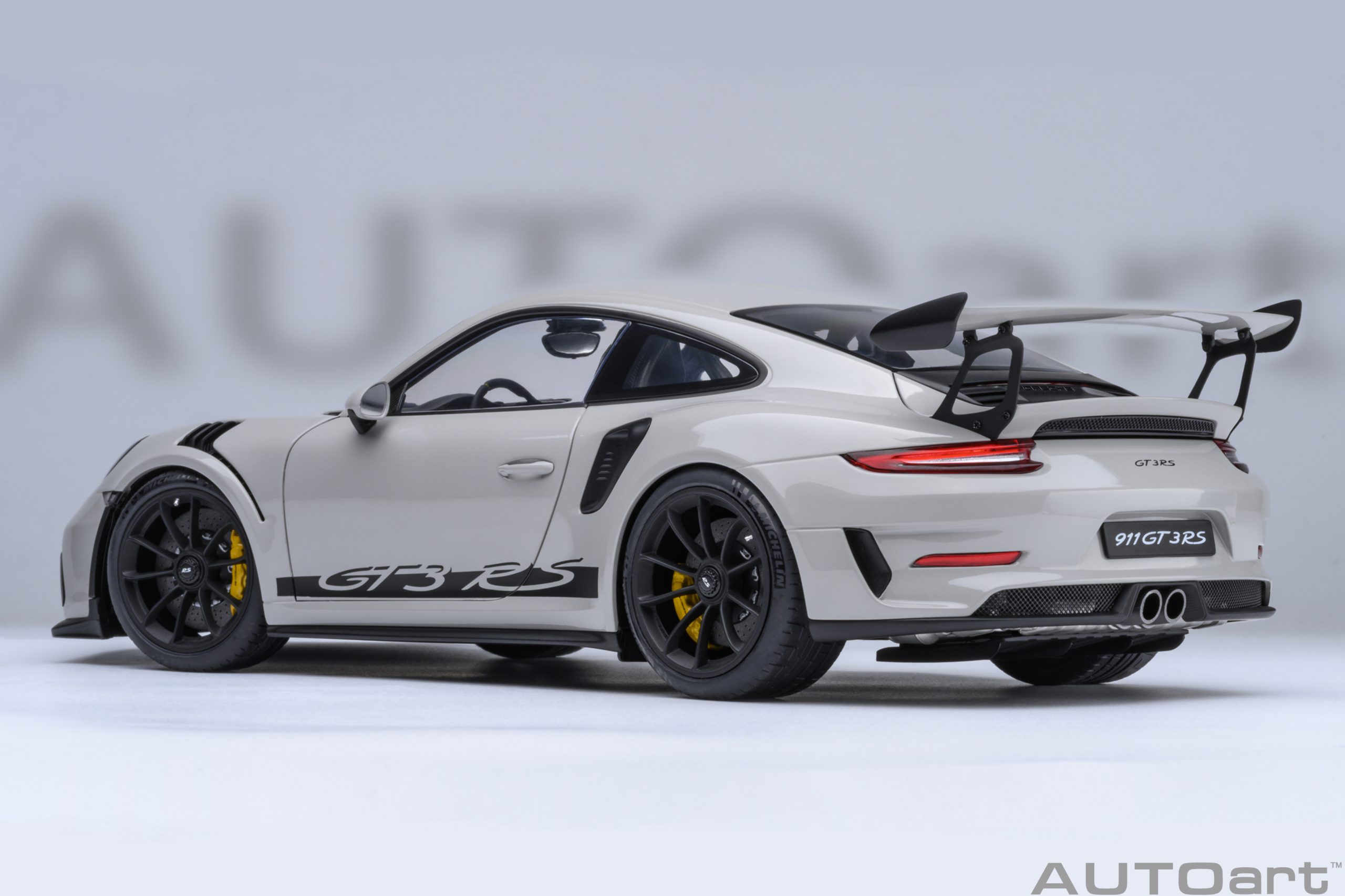 AUTOart 78180 Porsche 911(991.2) GT3 RS 2017 (crayon)