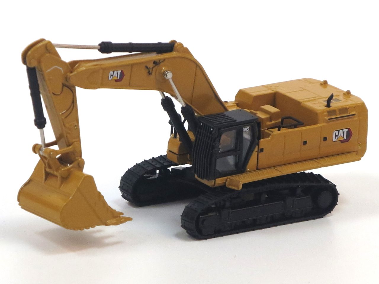 DM Diecast Masters 85687 Cat 395 Hydraulikbagger