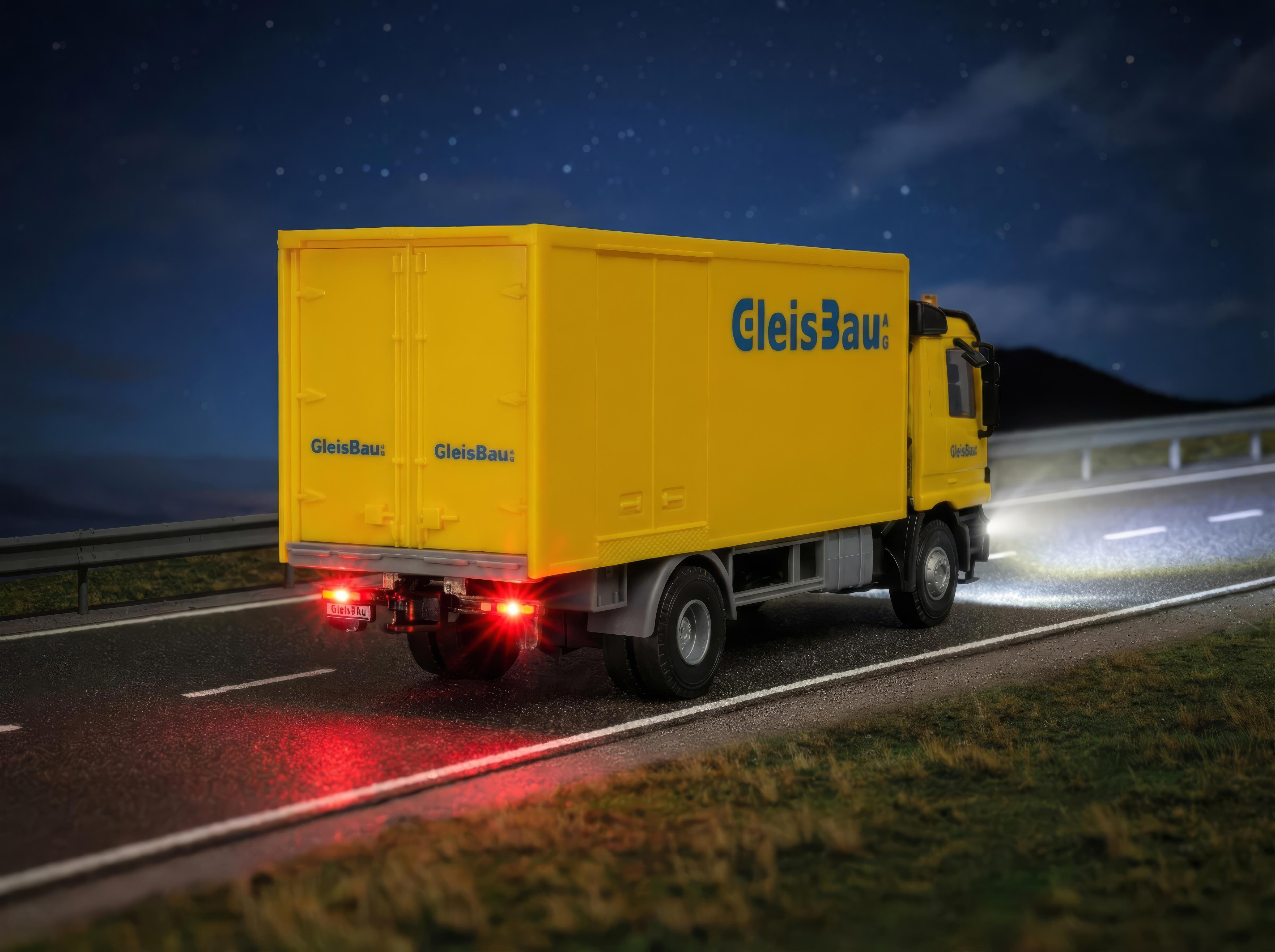 Viessmann 8117 MB ACTROS 2-achs Kofferaufbau GleisBau